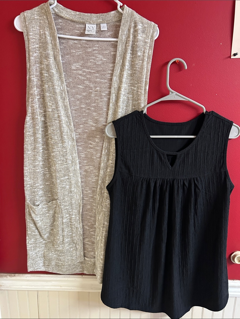 NY & Co long vest and Sleeveless Textured V-Neck unbranded tank sz Med